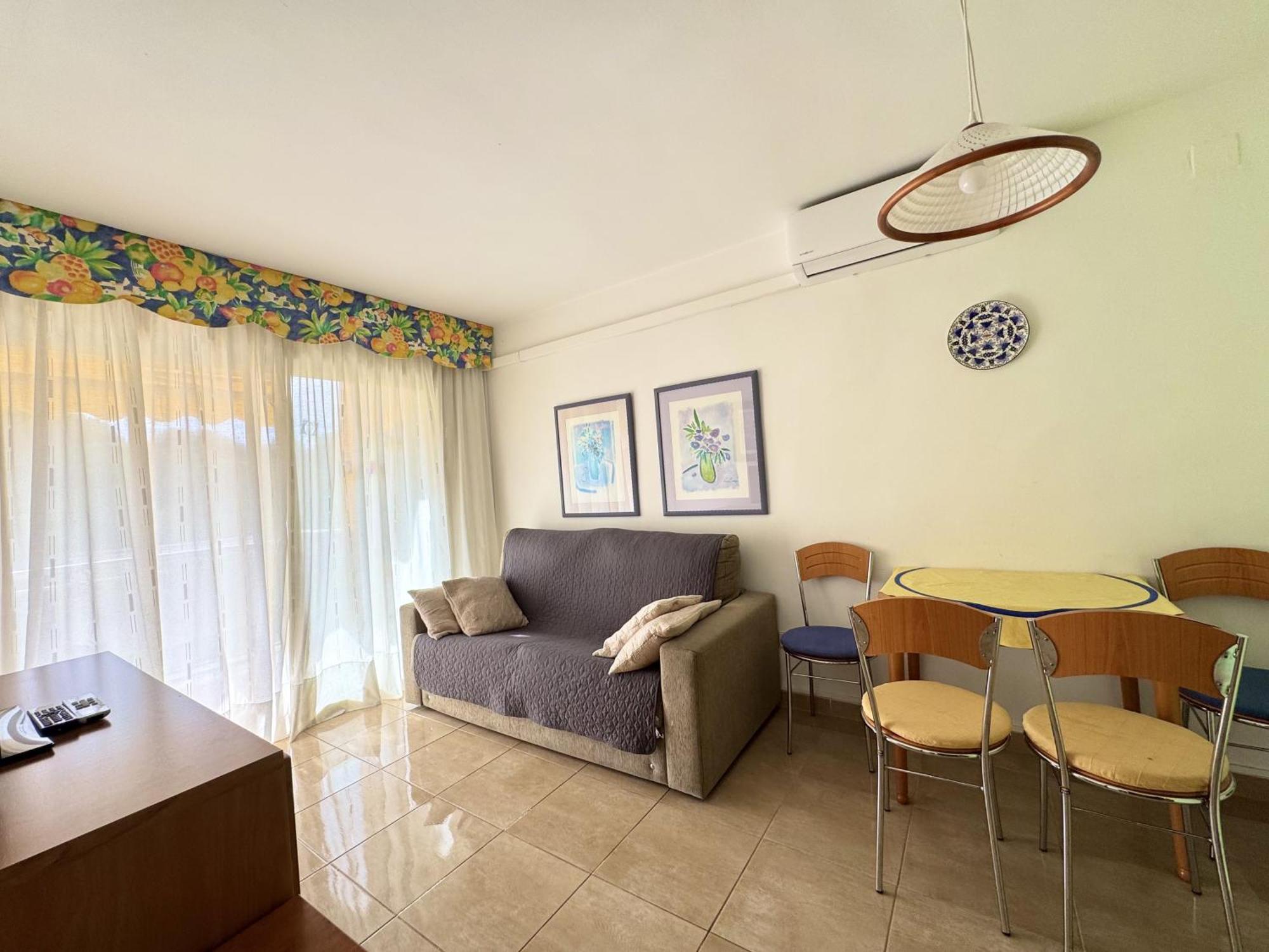 Apartsalou Penedes 外观 照片